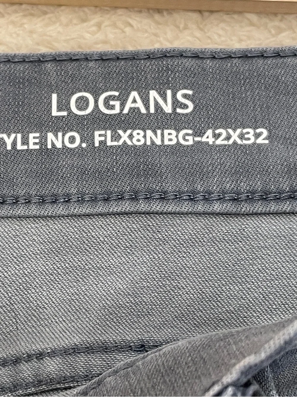 Mugsy Jeans Logans Mens 42x32 Gray Stretch Denim Slim Straight Pants FLX8NBG